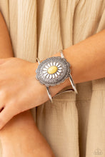 Load image into Gallery viewer, Mirage Magnificence - Yellow Bracelet
