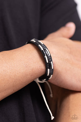 Solo Escapade - Black Bracelet