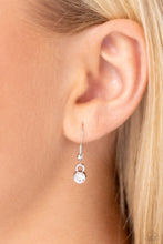 Load image into Gallery viewer, Sliding Splendor - Black Necklace