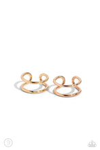 Load image into Gallery viewer, Metallic Moment - Gold Ear Cuff