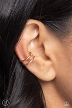 Load image into Gallery viewer, Metallic Moment - Gold Ear Cuff