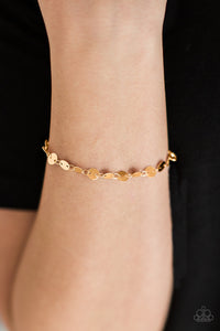 Spotlight Social - Gold