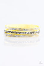 Load image into Gallery viewer, Mega Glam - Yellow