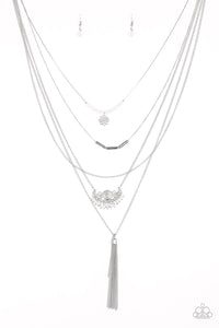 Malibu Mixer White Necklace