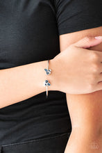 Load image into Gallery viewer, Going For Glitter - Blue Bracelet