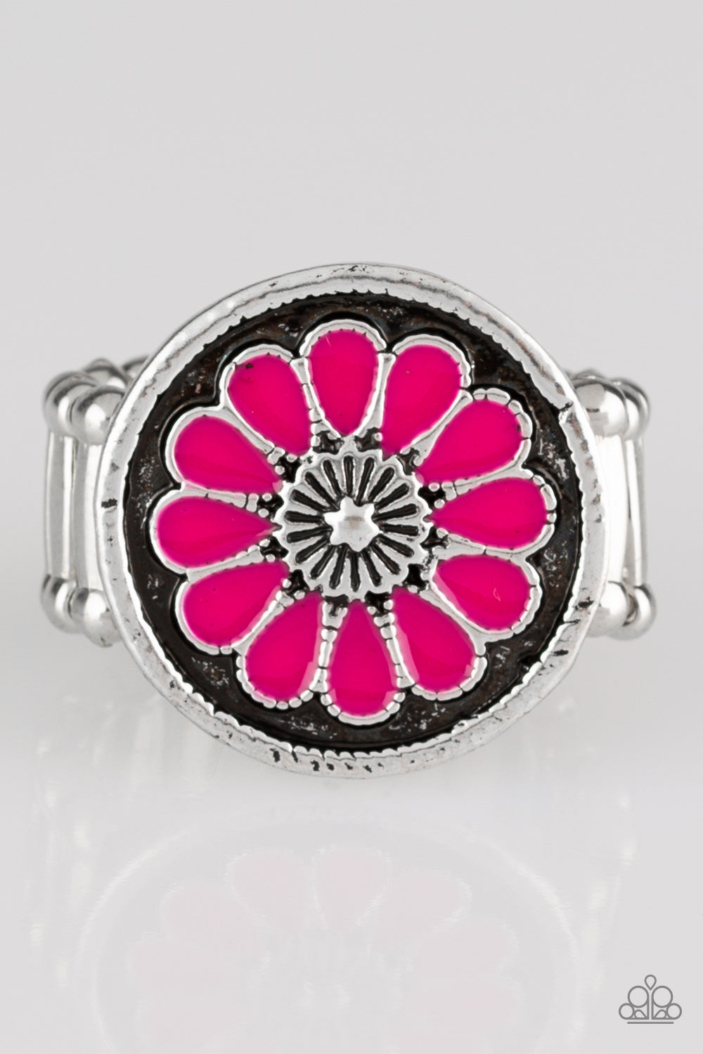 Garden View - Pink Ring