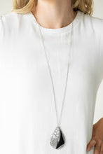 Load image into Gallery viewer, Impressive Edge - Black Necklace