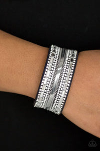 Teasingly Tomboy – Black
