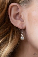 Load image into Gallery viewer, Regal Refinement - White Necklace