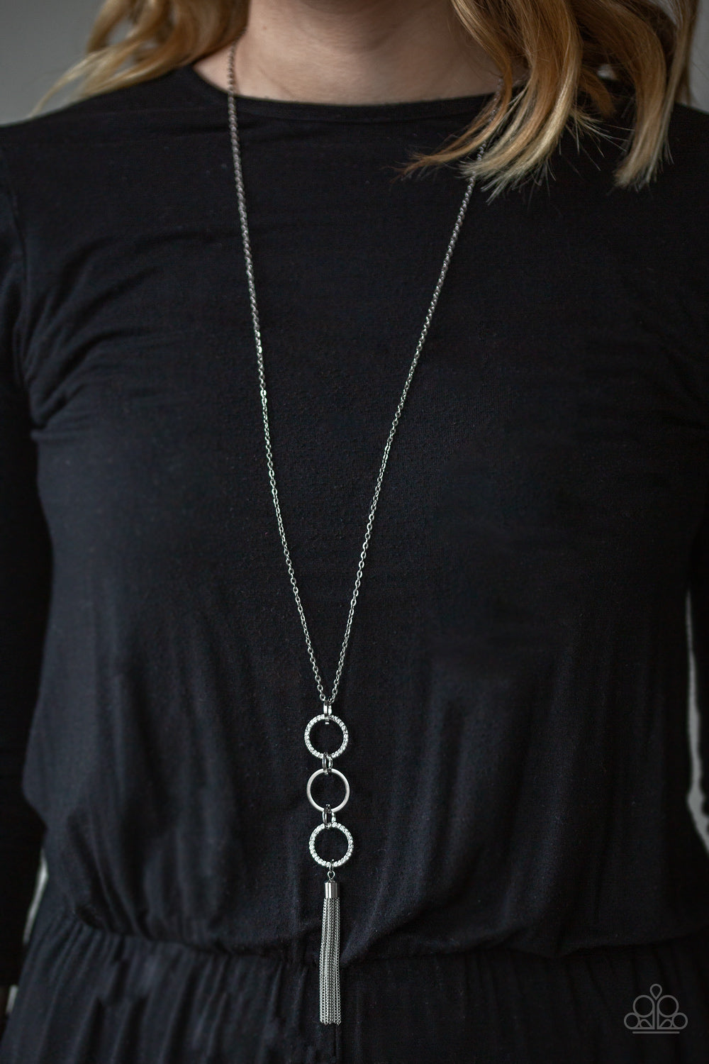 Diva In Diamonds - White Necklace