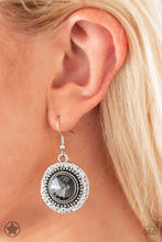 Load image into Gallery viewer, Global Glamour - Silver Necklace