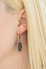 Load image into Gallery viewer, Trinket Trend - Black Necklace