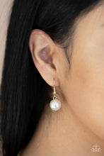 Load image into Gallery viewer, Prized Pearls - Gold Necklace