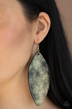 Load image into Gallery viewer, Serenely Smattered - Gold