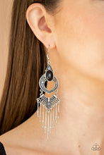 Load image into Gallery viewer, Southern Spearhead - Black Earrings