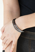 Load image into Gallery viewer, Magnetic Maverick - Black Bracelet