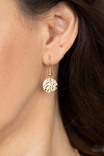 Load image into Gallery viewer, Spotlight Ready - Gold Necklace