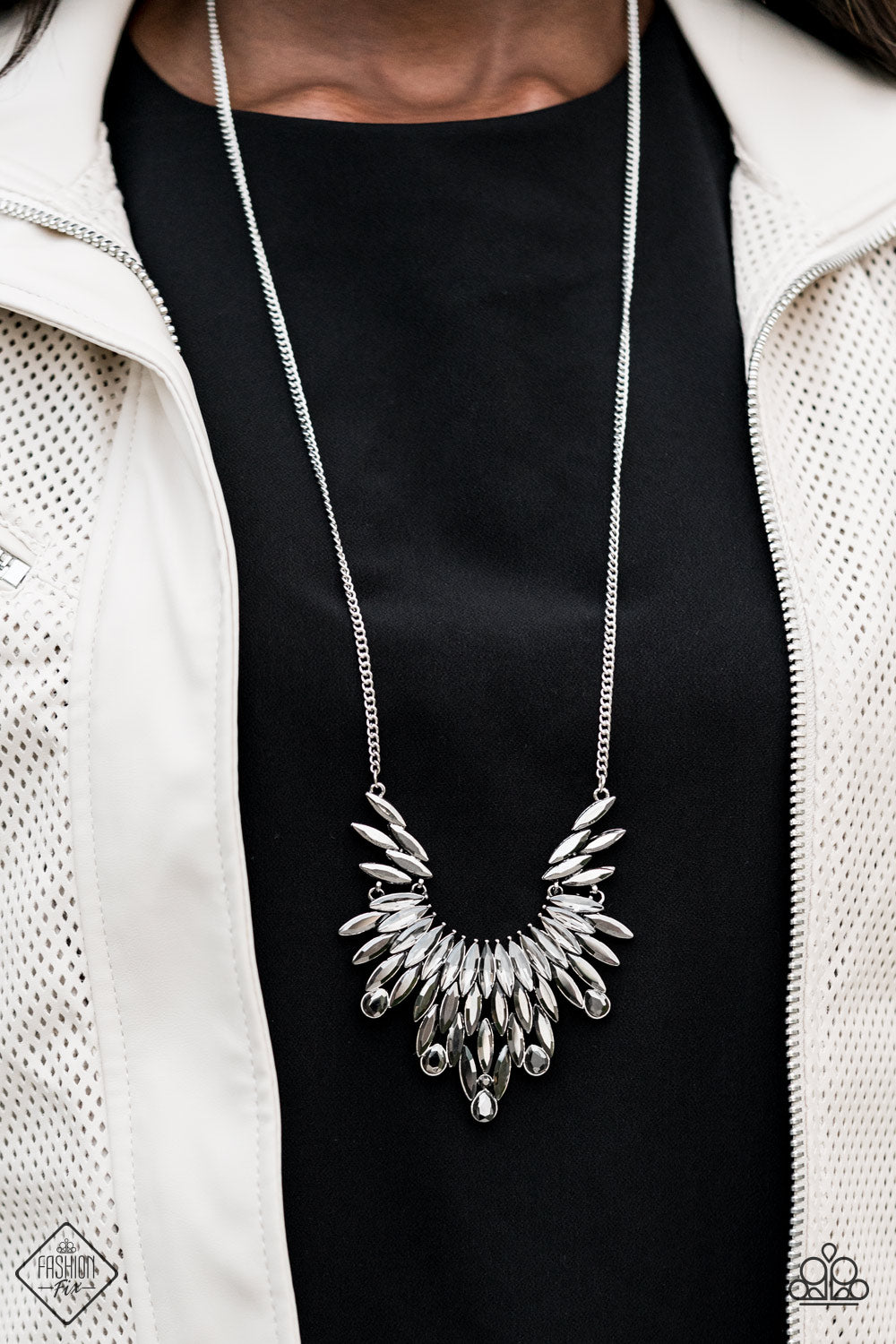 Leave it to LUXE - Silver Necklace