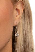 Load image into Gallery viewer, TRIPLE Effect - White Necklace