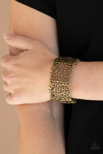 Load image into Gallery viewer, Verdantly Vintage - Brass Bracelet