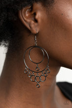 Load image into Gallery viewer, Roundabout Radiance - Black Earrings