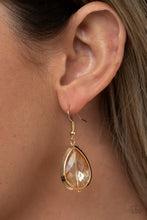 Load image into Gallery viewer, Drop-Dead Duchess - Gold Earrings