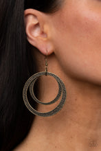 Load image into Gallery viewer, Rounded Out - Brass Earrings