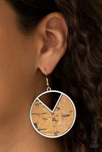 Load image into Gallery viewer, Nod to Nature - Black Earrings