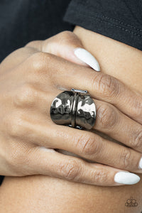 High Stakes Gleam - Black Ring