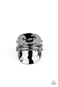 High Stakes Gleam - Black Ring