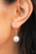 Load image into Gallery viewer, Revolving Refinement - Gold  Necklace