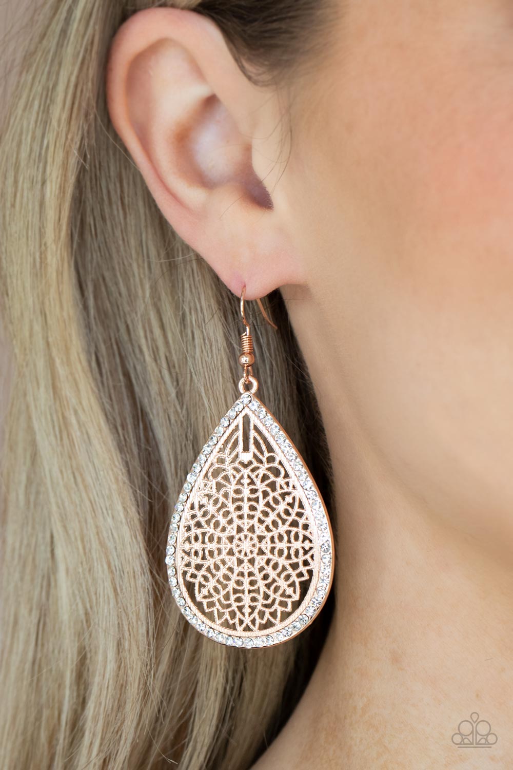 Fleur de Fantasy - Rose Gold Earrings