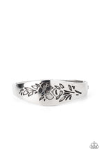 Load image into Gallery viewer, Fond of Florals - Silver Bracelet