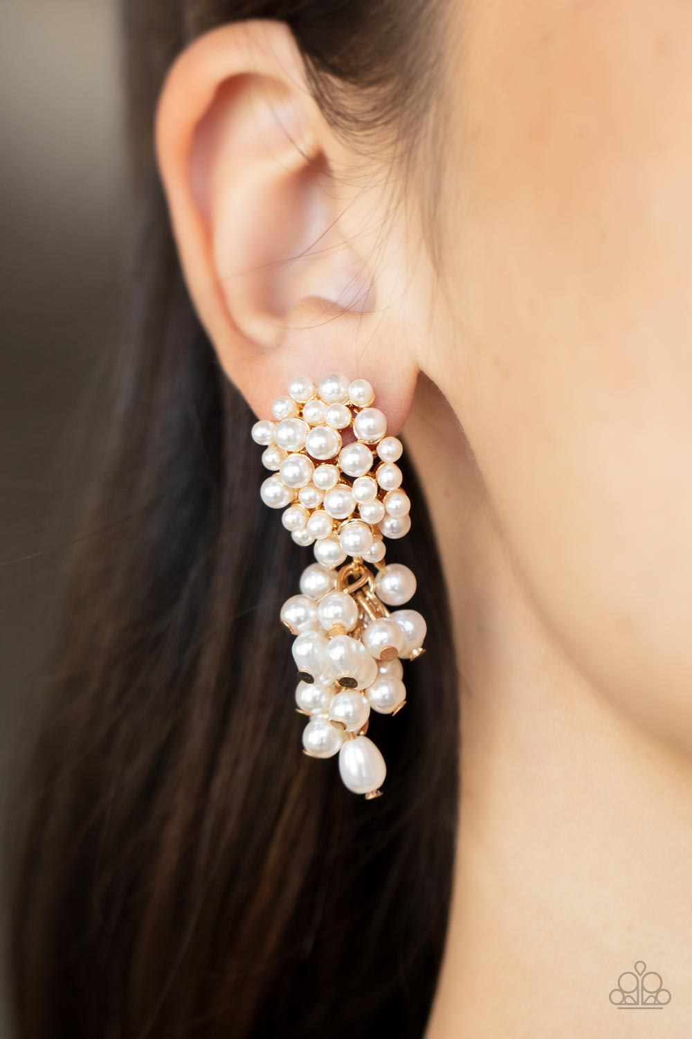 Fabulously Flattering - Gold Earrings