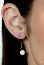 Load image into Gallery viewer, Sahara Suburb - White Necklace