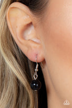 Load image into Gallery viewer, Popping Promenade - Black Necklace