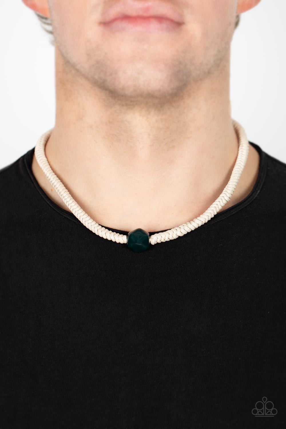 Metamorphic Marvel - Green Necklace