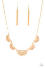 Load image into Gallery viewer, Fanned Out Fashion - Gold Necklace