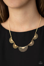 Load image into Gallery viewer, Fanned Out Fashion - Gold Necklace