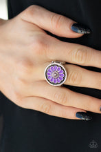 Load image into Gallery viewer, Garden View - Purple Ring
