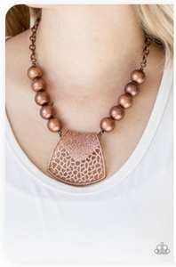 Large and In Charge - Necklace Copper