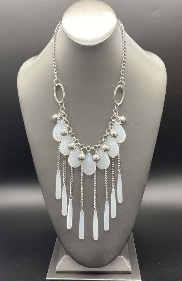 Roaring Riviera - Silver Necklace