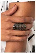 Load image into Gallery viewer, Sound Waves - Black Ring