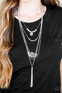 Malibu Mixer White Necklace