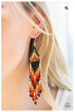 Load image into Gallery viewer, Colors Of The Wind Black Earrings