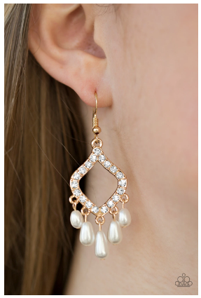 Divinely Diamond - Gold Earrings