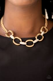 Boss Boulevard – Gold Necklace