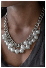 Load image into Gallery viewer, Get Off My Runway - Silver Pearls - Silver Chain Necklace