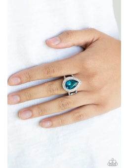 Hollywood Heirloom - Blue Ring