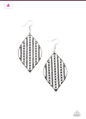 Leaf Motif - Earrings Silver